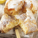 Bougatsa crema