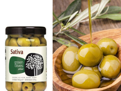 Pitted green olives